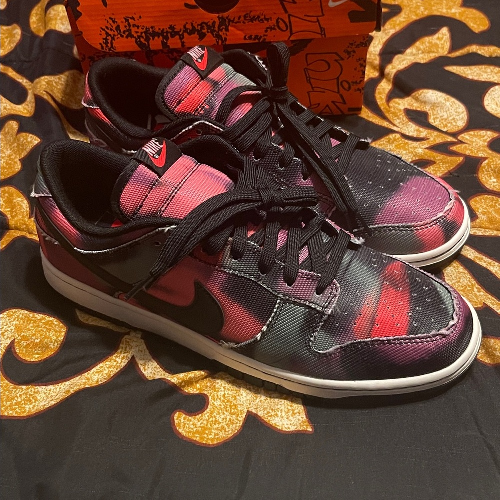 NIKE DUNK Low Retro Premium Graffiti DM0108 002 Men’s Sz 11